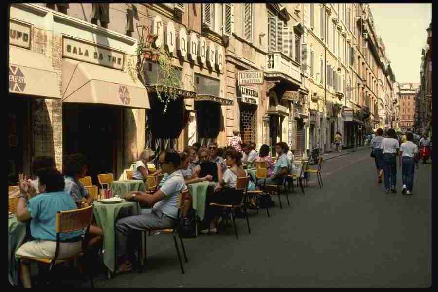 Rome - Corel Professional Photos ></a>
<script language=JavaScript> 
  var txt = 