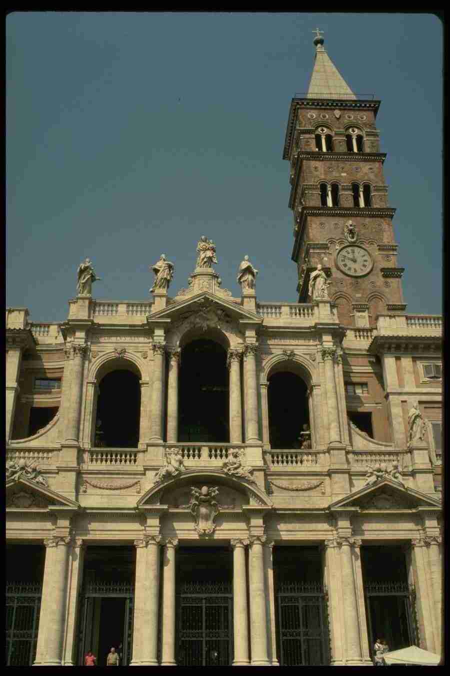 Rome - Corel Professional Photos ></a>
<script language=JavaScript> 
  var txt = 