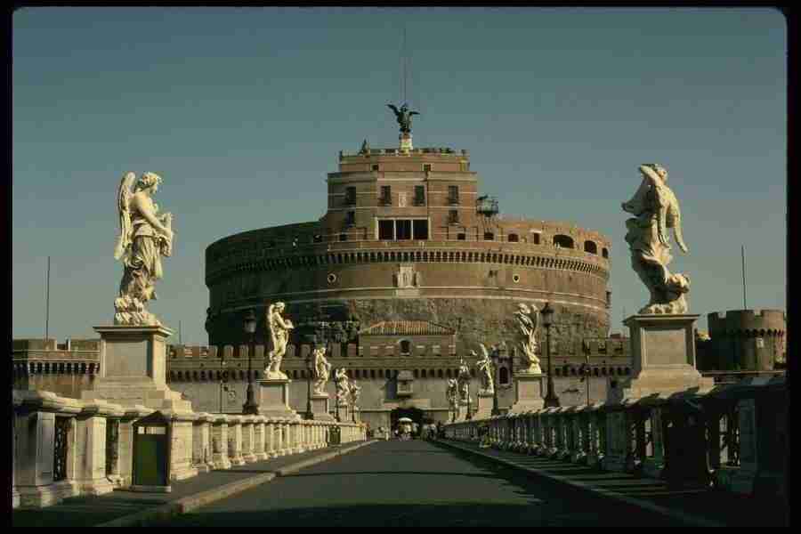 Rome - Corel Professional Photos ></a>
<script language=JavaScript> 
  var txt = 