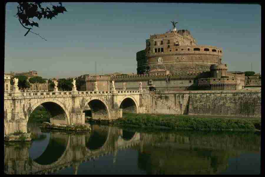 Rome - Corel Professional Photos ></a>
<script language=JavaScript> 
  var txt = 