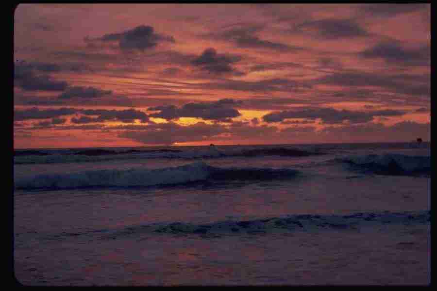 Sunsets Around The World - Corel Professional Photos ></a>
<script language=JavaScript> 
  var txt = 