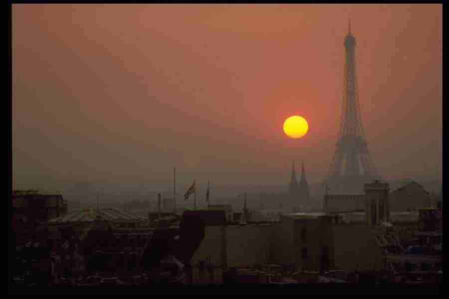 Sunsets Around The World - Corel Professional Photos ></a>
<script language=JavaScript> 
  var txt = 