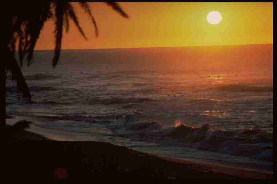 Sunsets Around The World - Corel Professional Photos ></a>
<script language=JavaScript> 
  var txt = 