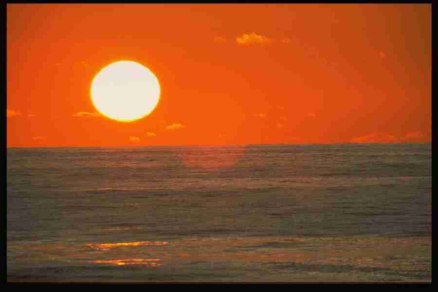 Sunsets Around The World - Corel Professional Photos ></a>
<script language=JavaScript> 
  var txt = 