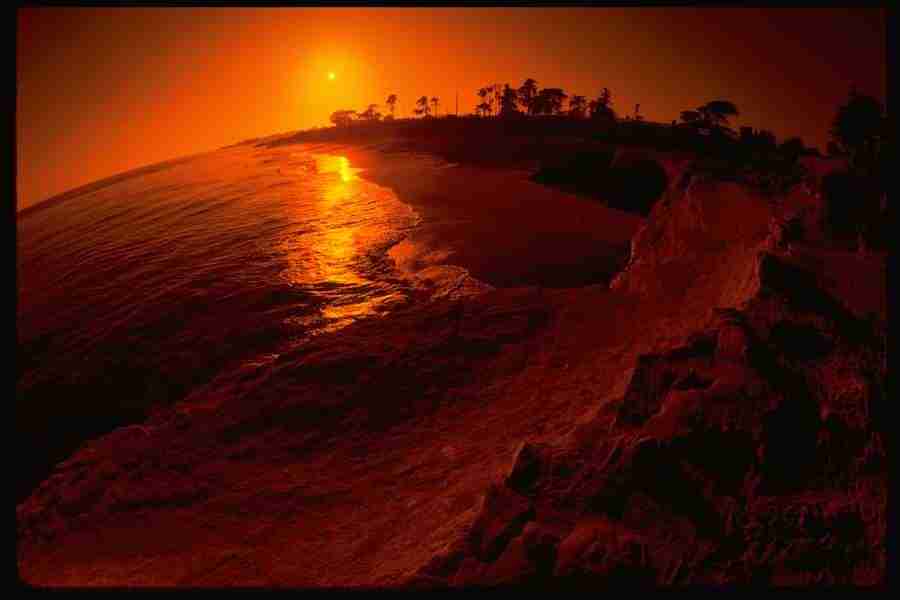 Sunsets Around The World - Corel Professional Photos ></a>
<script language=JavaScript> 
  var txt = 