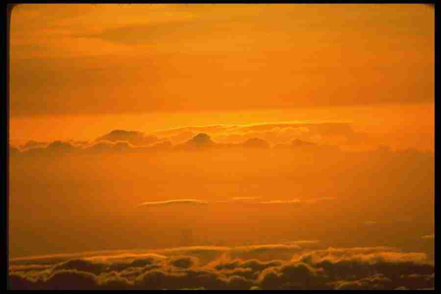 Skies - Corel Professional Photos ></a>
<script language=JavaScript> 
  var txt = 