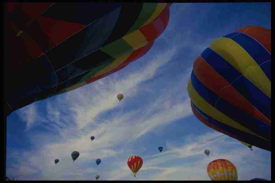 Skies - Corel Professional Photos ></a>
<script language=JavaScript> 
  var txt = 