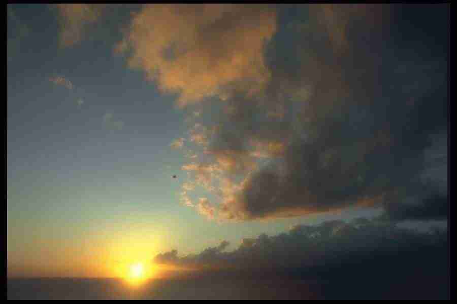 Skies - Corel Professional Photos ></a>
<script language=JavaScript> 
  var txt = 