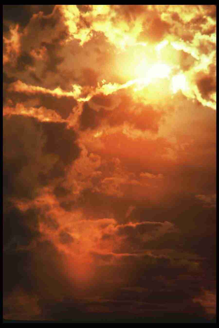 Skies - Corel Professional Photos ></a>
<script language=JavaScript> 
  var txt = 