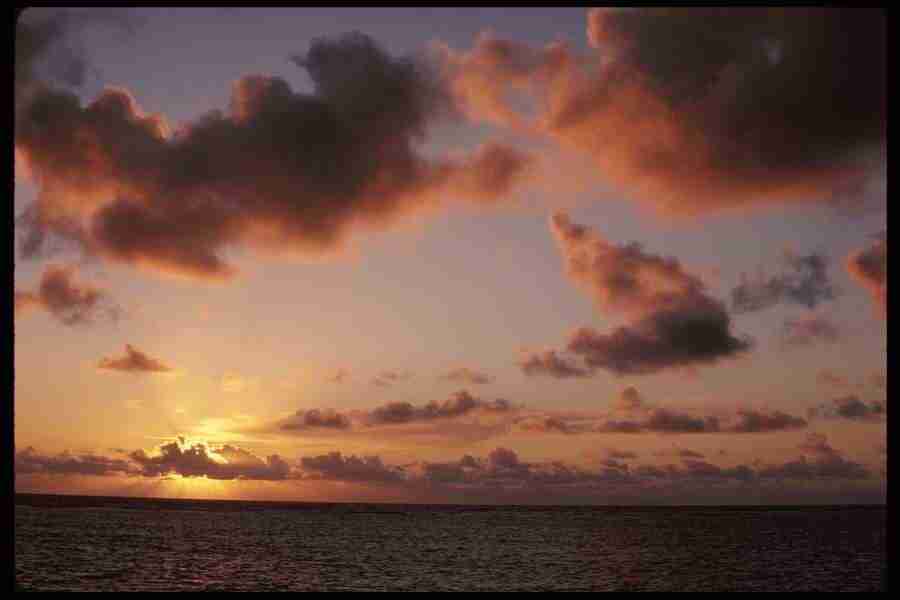 Skies - Corel Professional Photos ></a>
<script language=JavaScript> 
  var txt = 