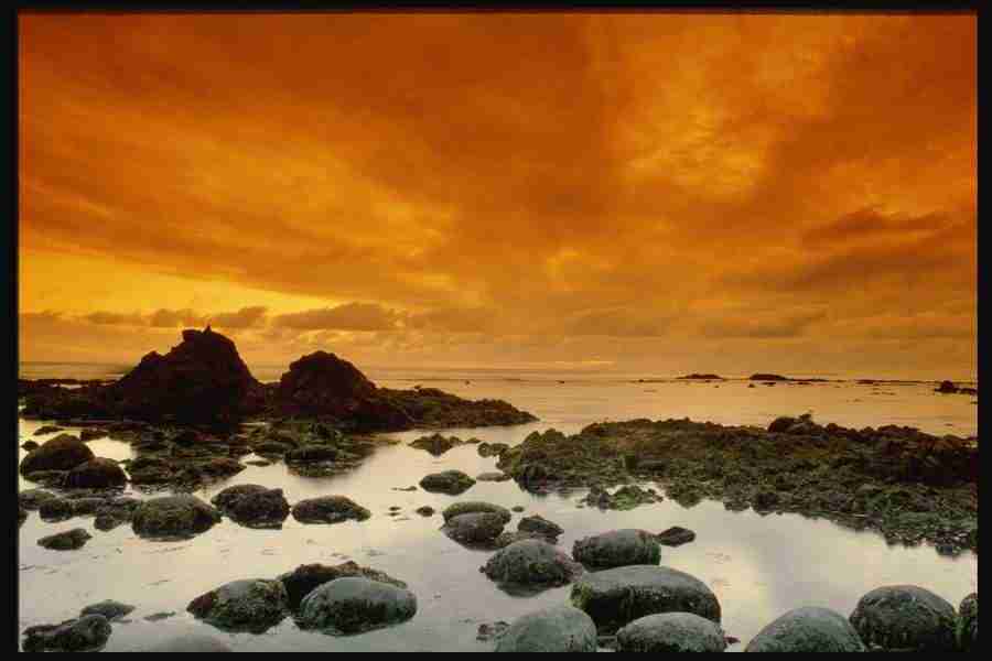 Skies - Corel Professional Photos ></a>
<script language=JavaScript> 
  var txt = 