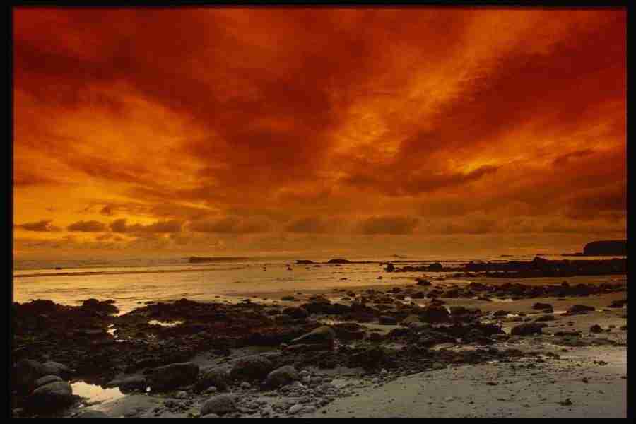 Skies - Corel Professional Photos ></a>
<script language=JavaScript> 
  var txt = 