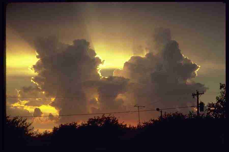 Skies - Corel Professional Photos ></a>
<script language=JavaScript> 
  var txt = 