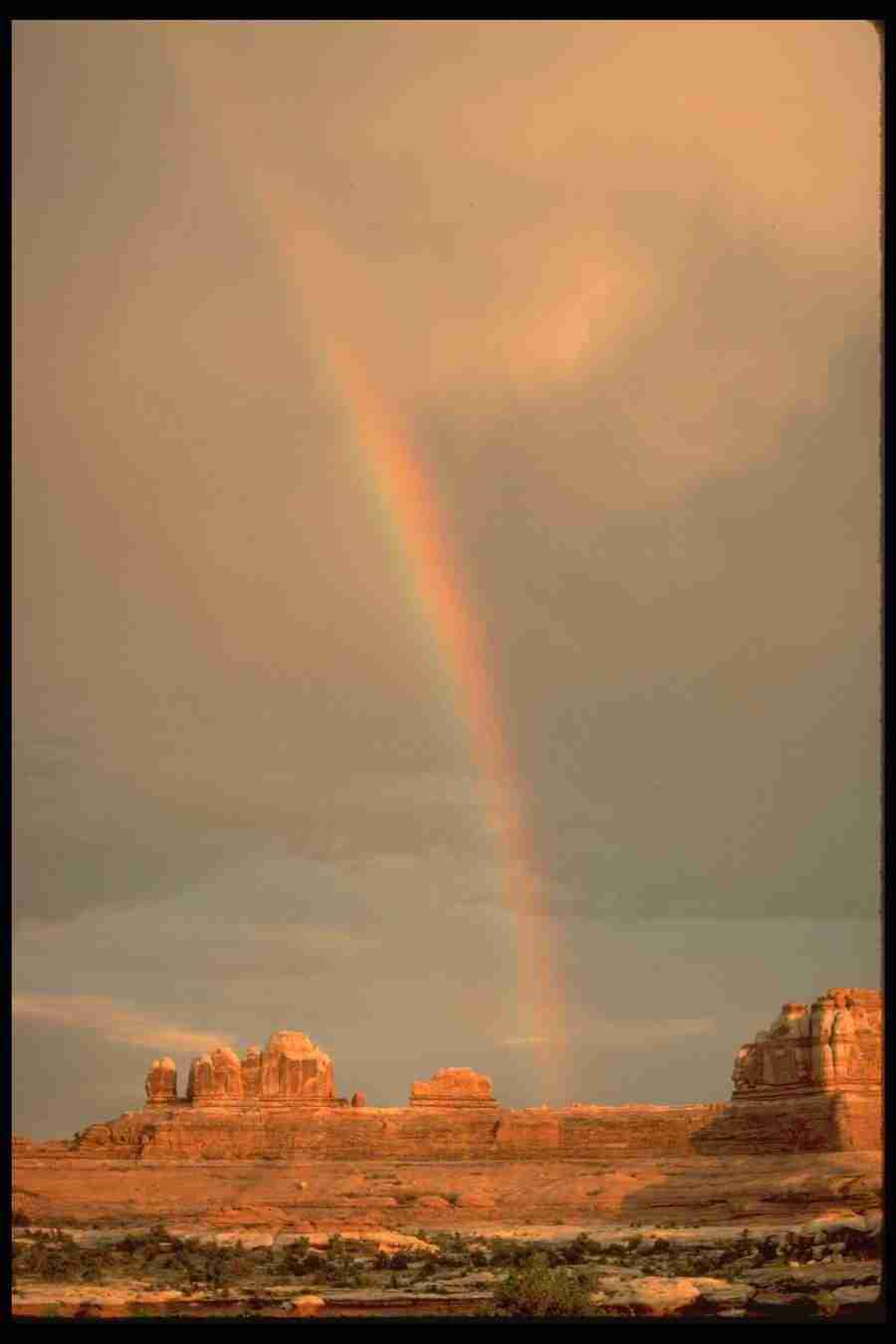 Skies - Corel Professional Photos ></a>
<script language=JavaScript> 
  var txt = 