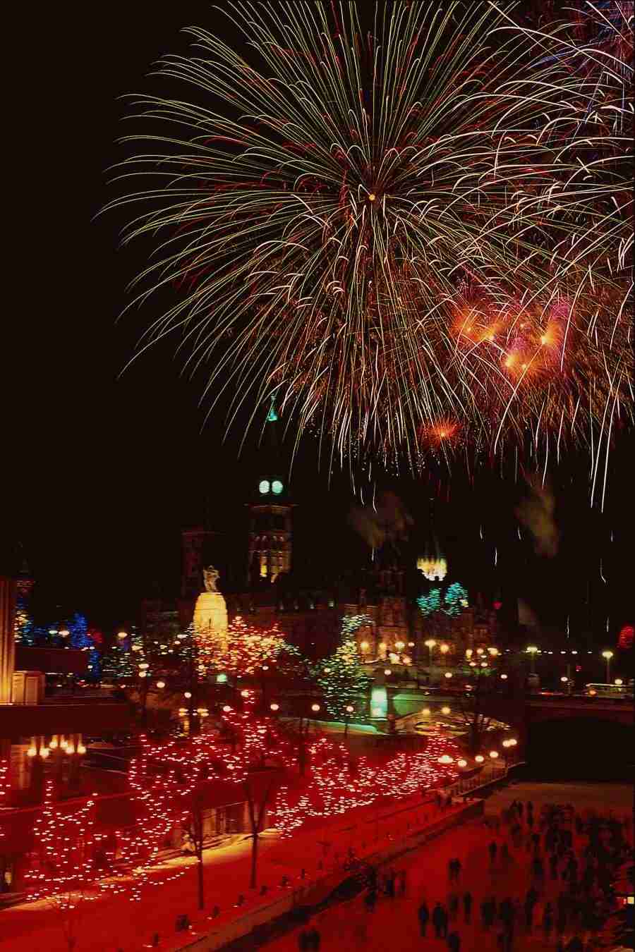 Skies - Corel Professional Photos ></a>
<script language=JavaScript> 
  var txt = 