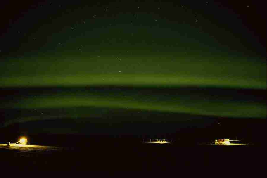 Skies - Corel Professional Photos ></a>
<script language=JavaScript> 
  var txt = 