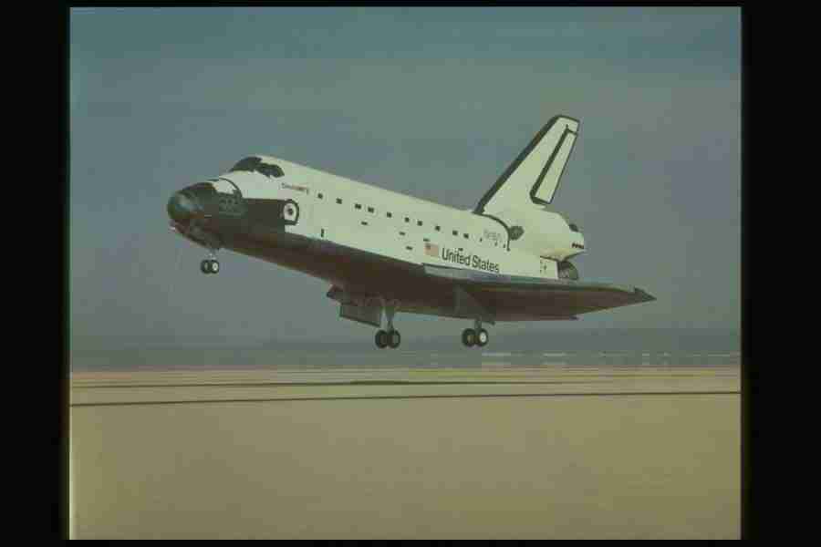 Space - Corel Professional Photos ></a>
<script language=JavaScript> 
  var txt = 