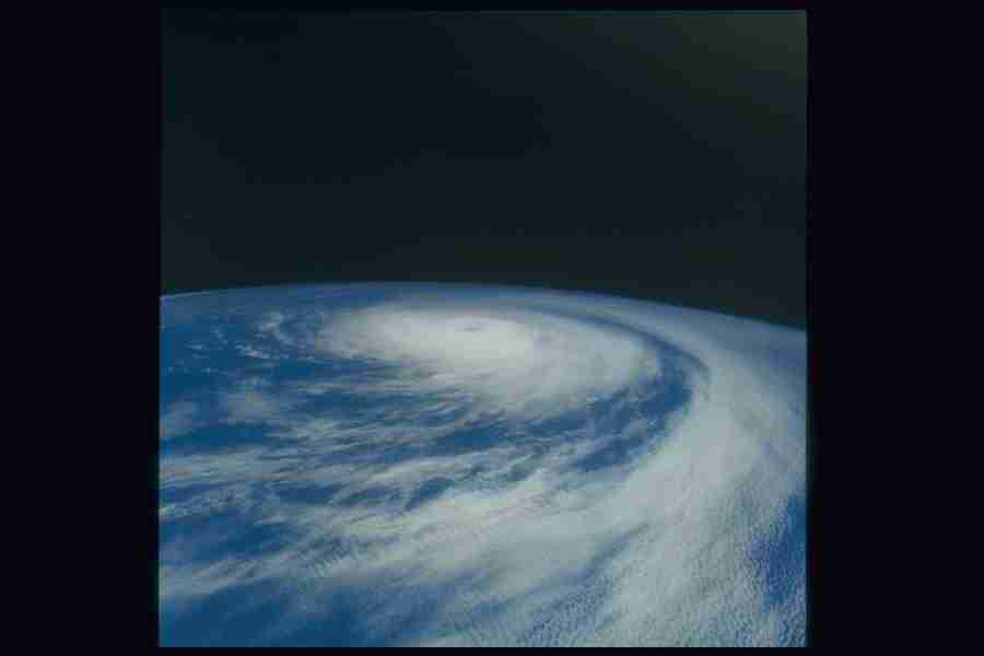 Space - Corel Professional Photos ></a>
<script language=JavaScript> 
  var txt = 