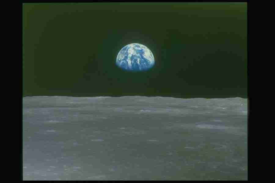 Space - Corel Professional Photos ></a>
<script language=JavaScript> 
  var txt = 