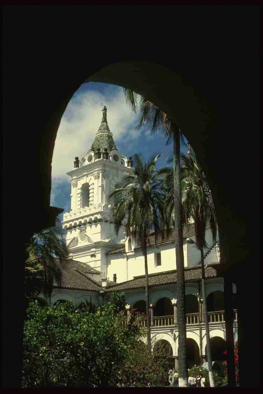 Sacred Places - Corel Professional Photos ></a>
<script language=JavaScript> 
  var txt = 