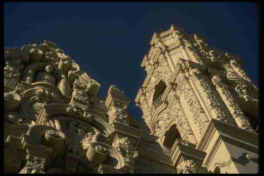 Sacred Places - Corel Professional Photos ></a>
<script language=JavaScript> 
  var txt = 