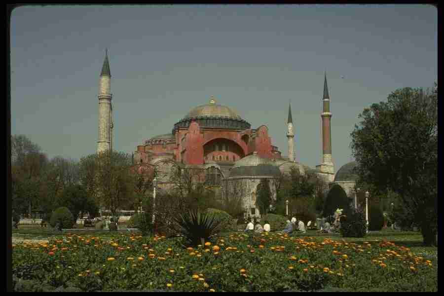 Sacred Places - Corel Professional Photos ></a>
<script language=JavaScript> 
  var txt = 