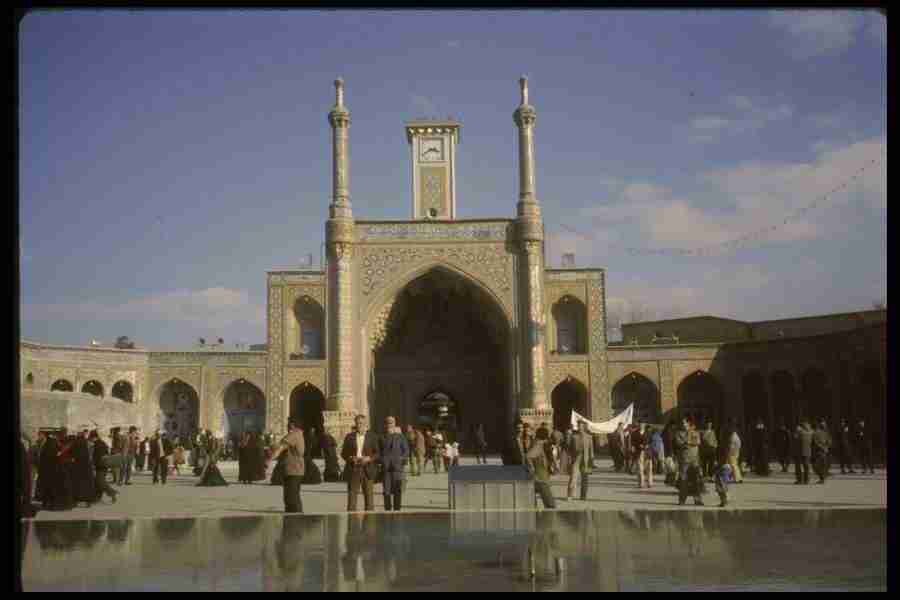 Sacred Places - Corel Professional Photos ></a>
<script language=JavaScript> 
  var txt = 