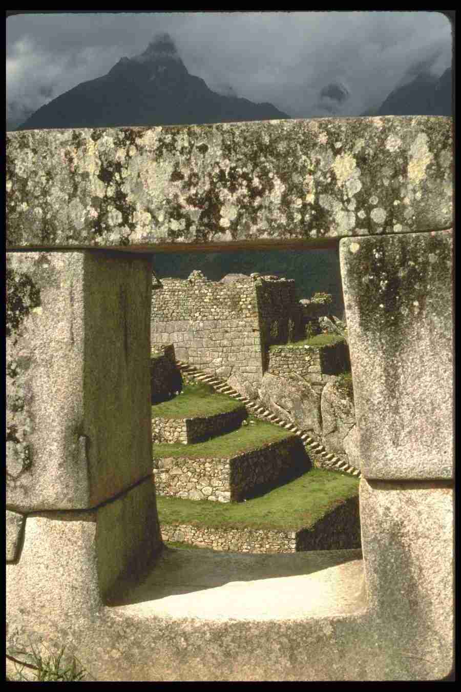 Sacred Places - Corel Professional Photos ></a>
<script language=JavaScript> 
  var txt = 