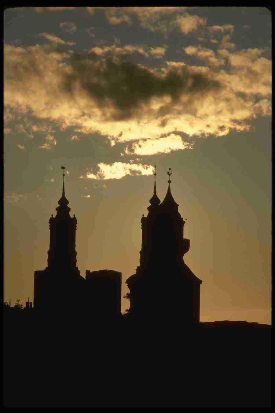 Sacred Places - Corel Professional Photos ></a>
<script language=JavaScript> 
  var txt = 