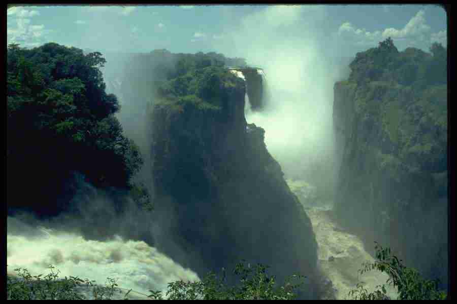 Spectacular Waterfalls - Corel Professional Photos ></a>
<script language=JavaScript> 
  var txt = 