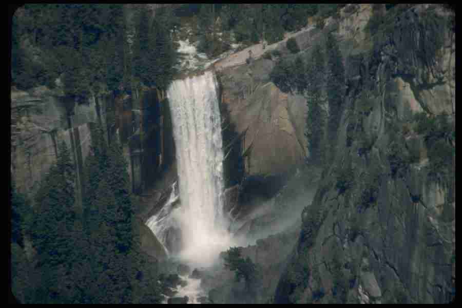 Spectacular Waterfalls - Corel Professional Photos ></a>
<script language=JavaScript> 
  var txt = 