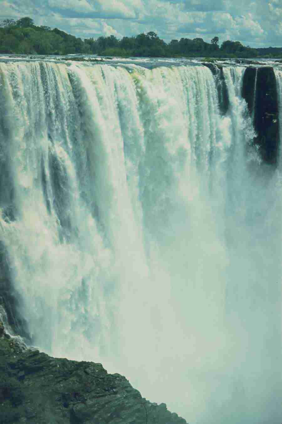 Spectacular Waterfalls - Corel Professional Photos ></a>
<script language=JavaScript> 
  var txt = 