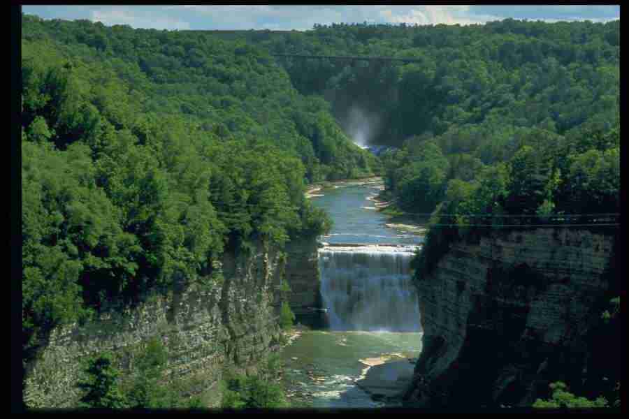 Spectacular Waterfalls - Corel Professional Photos ></a>
<script language=JavaScript> 
  var txt = 