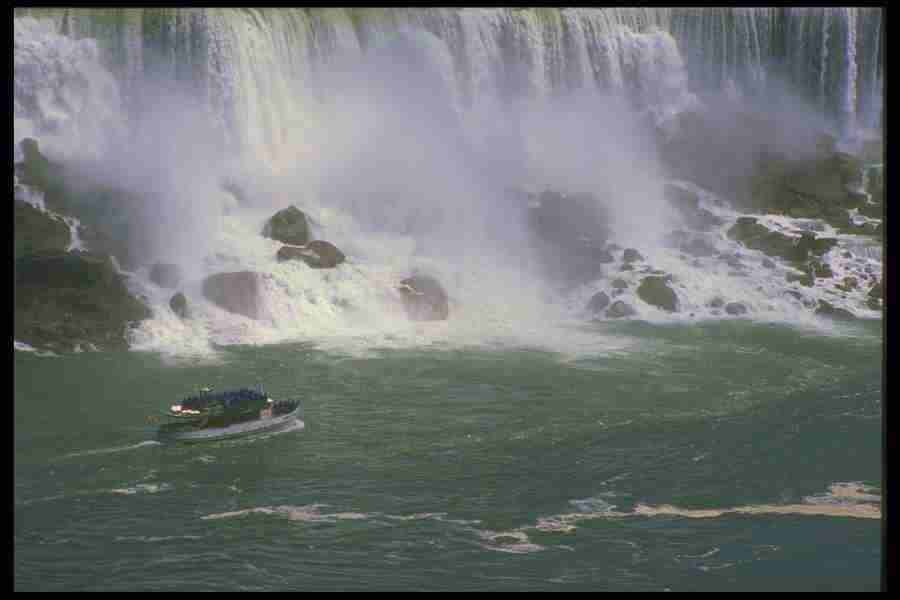 Spectacular Waterfalls - Corel Professional Photos ></a>
<script language=JavaScript> 
  var txt = 