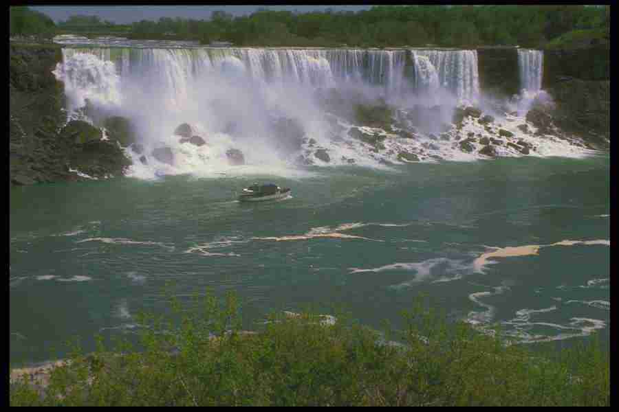 Spectacular Waterfalls - Corel Professional Photos ></a>
<script language=JavaScript> 
  var txt = 