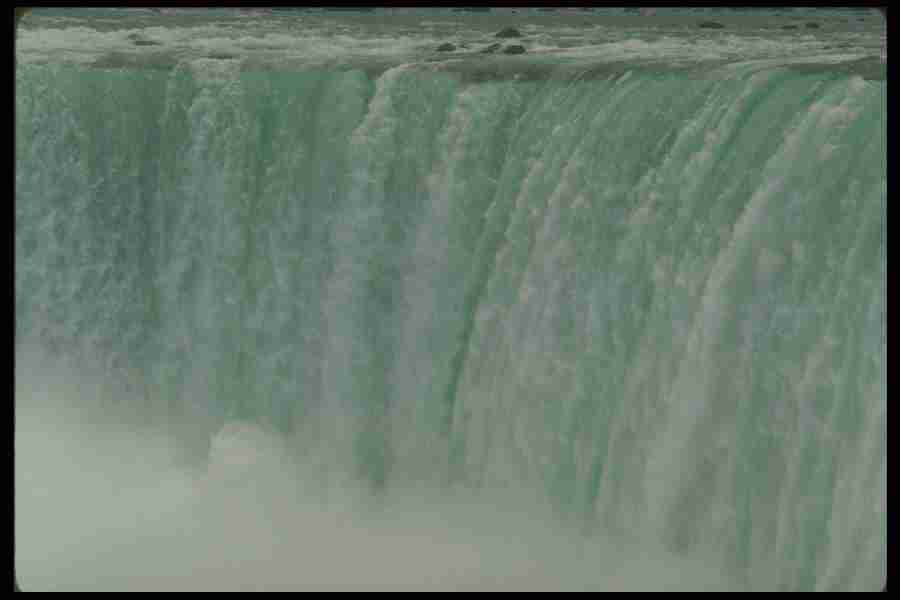 Spectacular Waterfalls - Corel Professional Photos ></a>
<script language=JavaScript> 
  var txt = 