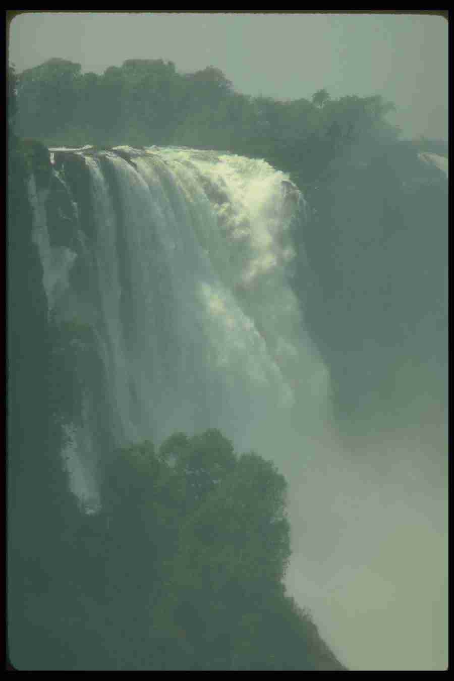 Spectacular Waterfalls - Corel Professional Photos ></a>
<script language=JavaScript> 
  var txt = 