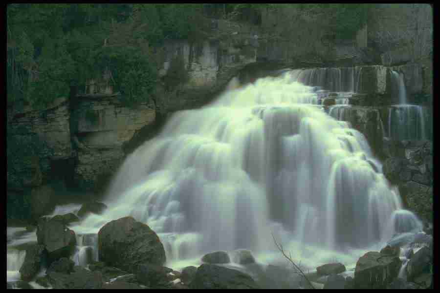 Spectacular Waterfalls - Corel Professional Photos ></a>
<script language=JavaScript> 
  var txt = 