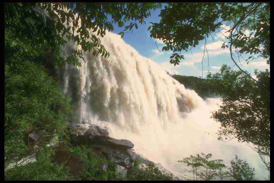 Spectacular Waterfalls - Corel Professional Photos ></a>
<script language=JavaScript> 
  var txt = 