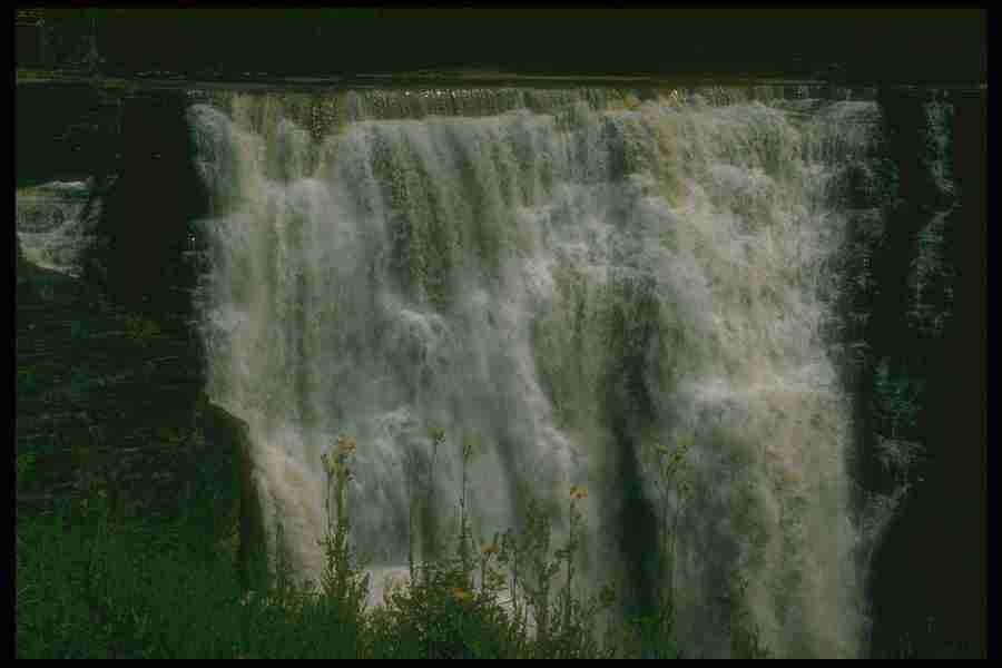 Spectacular Waterfalls - Corel Professional Photos ></a>
<script language=JavaScript> 
  var txt = 