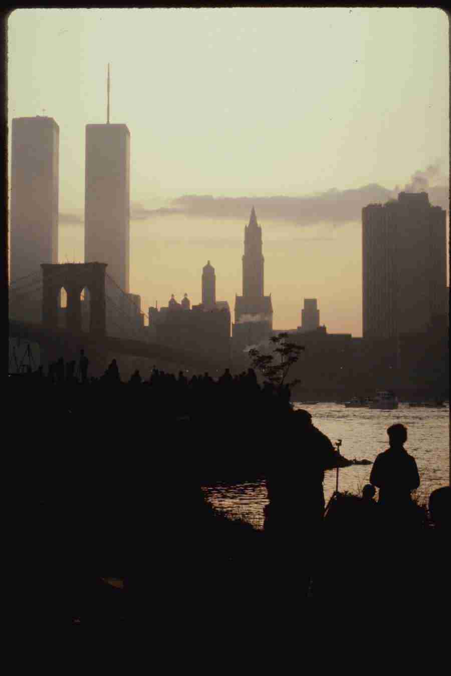 The Big Apple - Corel Professional Photos ></a>
<script language=JavaScript> 
  var txt = 