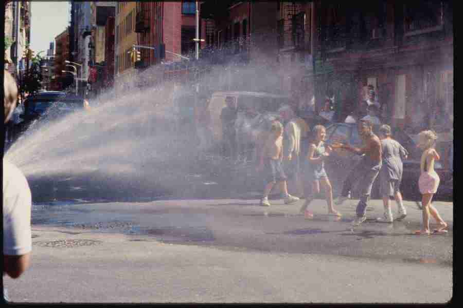 The Big Apple - Corel Professional Photos ></a>
<script language=JavaScript> 
  var txt = 