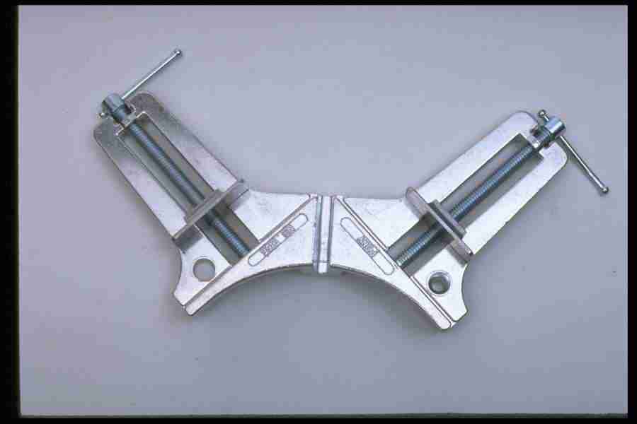 Tools - Corel Professional Photos ></a>
<script language=JavaScript> 
  var txt = 