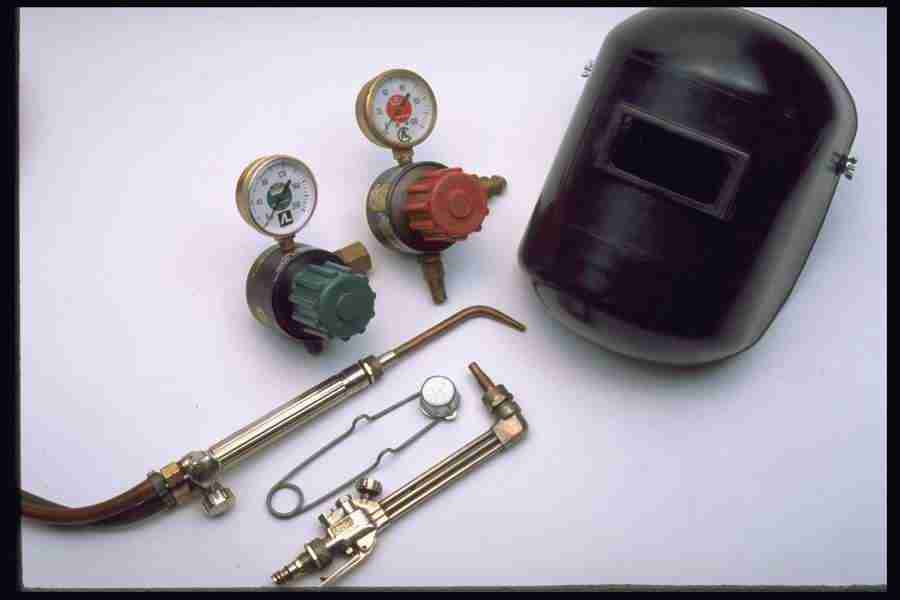 Tools - Corel Professional Photos ></a>
<script language=JavaScript> 
  var txt = 