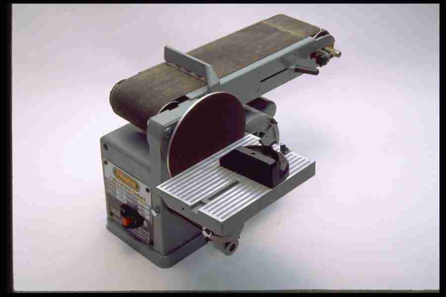 Tools - Corel Professional Photos ></a>
<script language=JavaScript> 
  var txt = 