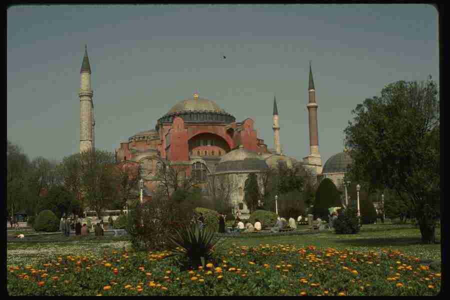Turkey - Corel Professional Photos ></a>
<script language=JavaScript> 
  var txt = 
