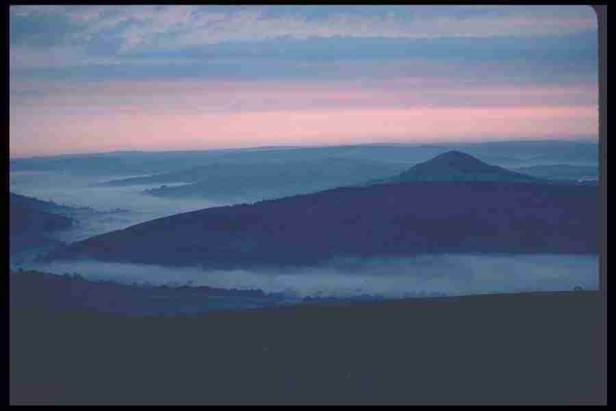 Wales - Corel Professional Photos ></a>
<script language=JavaScript> 
  var txt = 