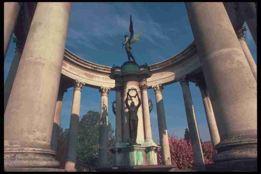 Wales - Corel Professional Photos ></a>
<script language=JavaScript> 
  var txt = 