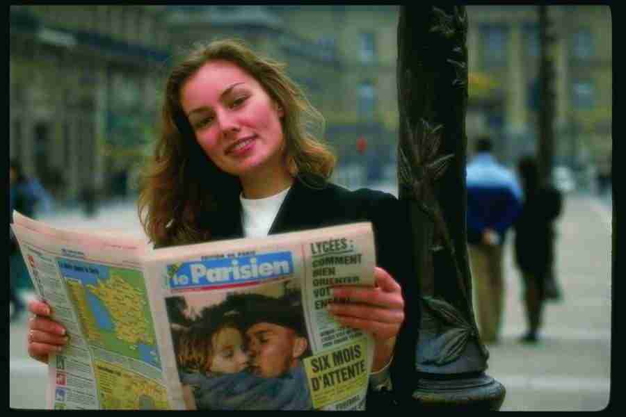 People and Lifestyles1 - DiAMAR ></a>
<script language=JavaScript> 
  var txt = 