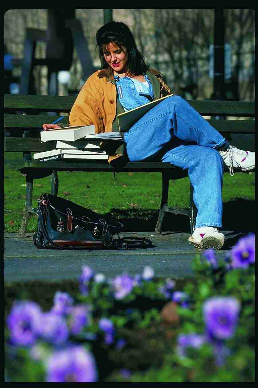 People and Lifestyles 2 - DiAMAR ></a>
<script language=JavaScript> 
  var txt = 